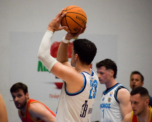 Ένα βήμα πριν το F4 η Μύκονος με το 3-0 κόντρα στον Πανερρυθραϊκό - Νίκη Κόροιβου στο Ψυχικό