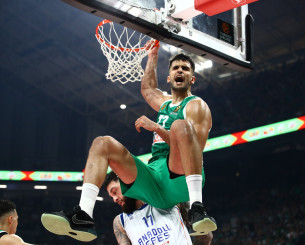 Ο Ομέρ Γιουρτσεβέν φωνάζει παρών στην πιο κρίσιμη ώρα