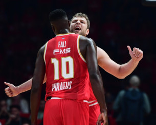 Ο Ολυμπιακός «έπνιξε» τη Ρεάλ με MVP Βεζένκοφ και έκανε το 1-0!