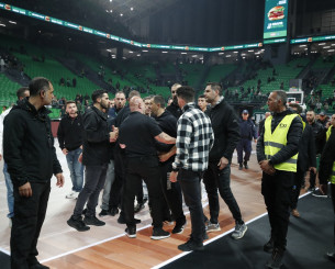 Ένταση στο ΟΑΚΑ με τους οπαδούς της Εφές