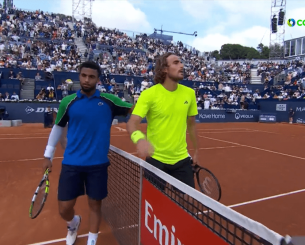 Η στιγμή που ο Τσιτσιπάς αποχωρεί με τραυματισμό (videos)