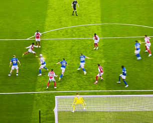 Η Άρσεναλ κέρδισε την Ίπσουιτς και αναβάλλει τη στέψη της Λίβερπουλ