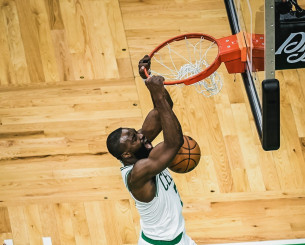 Επιστροφή στις... ήττες για τους Μπακς, εύκολα οι Σέλτικς, απτόητοι οι Θάντερ