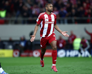 Αραβικό σενάριο για Ελ Κααμπί από την Αλ-Αΐν του Βλάνταν Ίβιτς