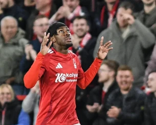 Πρώτη στην κούρσα των πέντε η Νότιγχαμ: Η βαθμολογία της Premier League