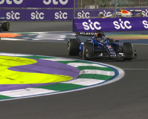 Λογομάχησε με τον μηχανικό του ο Άλμπον: «Παιδιά, δε βλέπετε;»