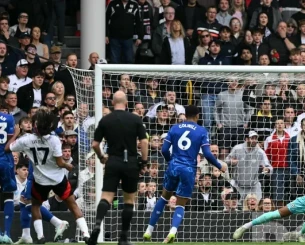 Η άλλη πλευρά της Premier League - «Οπλα, σφαίρες, χορεύτριες και παράνομος τζόγος...»