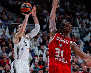 Η Ρεάλ... πέρασε πάνω από την Μπάγερν και αντιμετωπίζει τον Ολυμπιακό στα playoffs