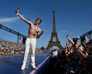 Λεόν Μαρσάν: Ο κορεσμός, το restart και η μεγάλη επιστροφή στις πισίνες