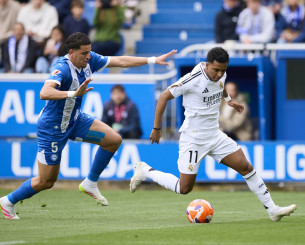 Μείωσε στους τέσσερις από την κορυφή η Ρεάλ με «ήρωα» Καμαβίνγκα- Αποβλήθηκε ο Εμπαπέ