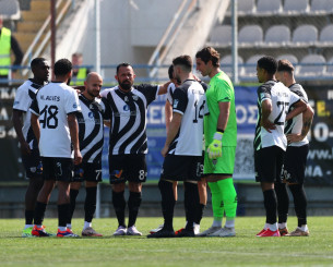 Οι 15 με συμβόλαιο στην Καλαμάτα και οι 15 ελεύθεροι