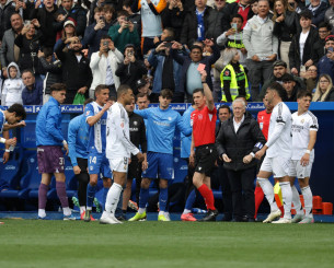 «Ο Κιλιάν δεν είναι βίαιο παιδί», ο Αντσελότι υπερασπίζεται τον Εμπαπέ μετά το «δολοφονικό» τάκλιν του