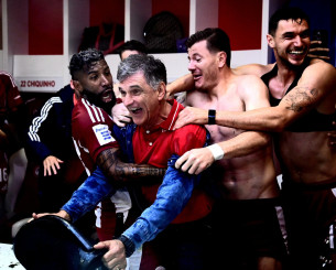 Αποθέωση για τον Μεντιλίμπαρ και στην Ισπανία: «Ο ροκ σταρ του Πειραιά»