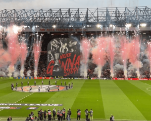 Το legend πανό των οπαδών της Μάντσεστερ Γιουνάιτεντ