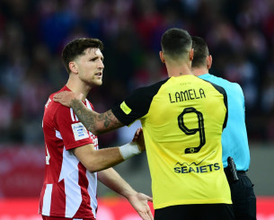 Καταγγελία της ΑΕΚ για ύβρεις από παίκτη του Ολυμπιακού προς τον 4ο για Λαμέλα - «Εγώ θα τον…»