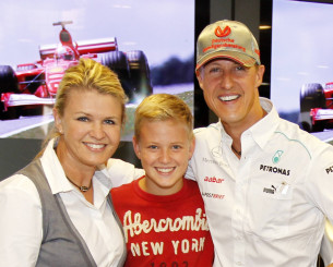 «Λέει ψέματα» - Σοκαριστικές κατηγορίες εναντίον της γυναίκας του Σουμάχερ