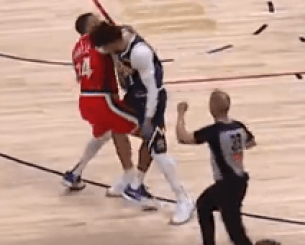 Σύρραξη μεταξύ Μάρεϊ και Πάουελ στο Ντένβερ