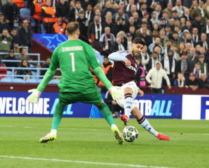 Δεινοπάθησε αλλά προκρίθηκε η Παρί, πάλεψε μέχρι τέλους η Άστον Βίλα