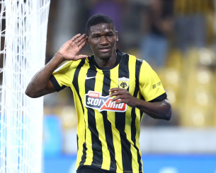 «Επτάρα» της ΑΕΚ στο φιλικό με χατ-τρικ Ζίνι