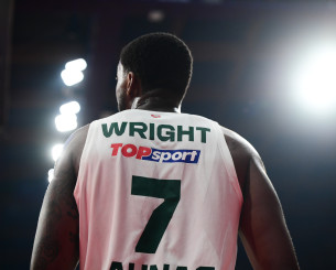 Παιχνίδι καριέρας από τον Μόουζες Ράιτ απέναντι στην Παρί