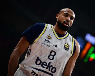 Χόρτον-Τάκερ: «Στην Ευρώπη οι παίκτες μιλάνε πολύ, δεν είμαι από αυτούς τους τύπους»