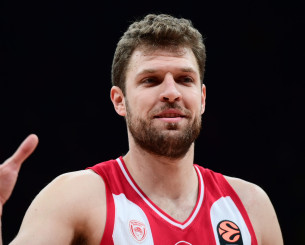 O Σάσα Βεζένκοφ έφτασε τους 3.600 πόντους στην EuroLeague και ξεπέρασε τον Γιώργο Πρίντεζη