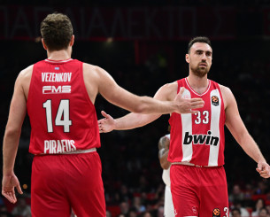 Με Βεζένκοφ και Μιλουτίνοφ η κορυφαία πεντάδα της σεζόν στην EuroLeague