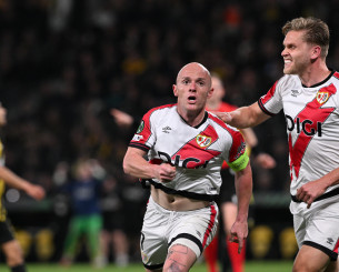 Ίσι Παλαθόν: «Υποφέραμε κόντρα στην ΑΕΚ»