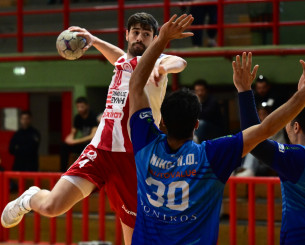 Η ώρα και το κανάλι του δεύτερου ημιτελικού μεταξύ Ιωνικού και Ολυμπιακού στην Handball Premier