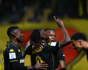 Ακόμη και όταν ο φετινός Αρης κερδίζει... του το κάνουν δύσκολο