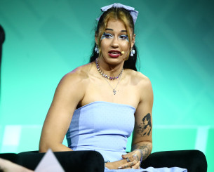 «Mind the Game»: Η συγκλονιστική ιστορία της Αναστασίας Ντραγκομίροβα για την παιδική της ηλικία (video)