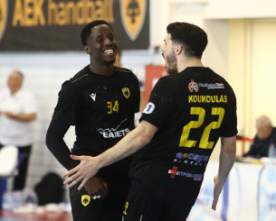 H AEK κέρδισε τον ΠΑΟΚ κι έκανε το πρώτο βήμα πρόκρισης στους τελικούς της Handball Premier