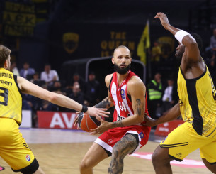 Φουρνιέ: «Κάθε κατάρα είναι για να σπάει - Δεν με νοιάζει τι κάνουν οι άλλες ομάδες»