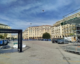 Η πλατεία Αριστοτέλους, η Τούμπα και η Θεσσαλονίκη ετοιμάζονται για τα 100 χρόνια ΠΑΟΚ