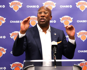 Ο Μάικ Μπράουν ανάμεσα στους υποψήφιους για τον πάγκο των Γουόριορς στη μετά-Κερ εποχή