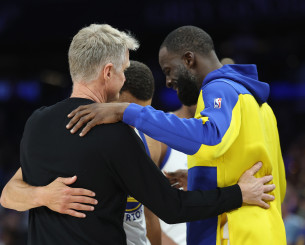 Η αγκαλιά του Κερ σε Κάρι και Γκριν μετά τον αποκλεισμό: «Σας αγαπώ μέχρι θανάτου» (video)