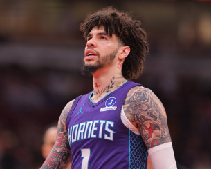 Το ΝΒΑ ανοίγει έρευνα για το φάουλ του Μπολ στον Αντεμπάγιο (video)