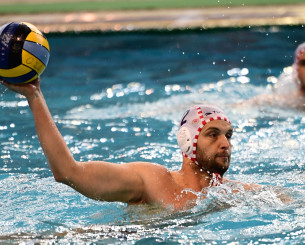 Ο Ολυμπιακός εξετάζει την επιστροφή του Λόντσαρ