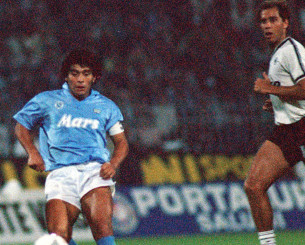 Όταν ο ΠΑΟΚ έγινε PAOK και θάμπωσε την Ευρώπη – Η υπόκλιση Κρόιφ, Ρουμενίγκε και Μαραντόνα στην Τούμπα