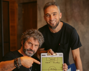 Κάποτε κόστισε 7.5 εκατομμύρια στον Ολυμπιακό, τώρα «ζει» για το YouTube και τη μουσική!