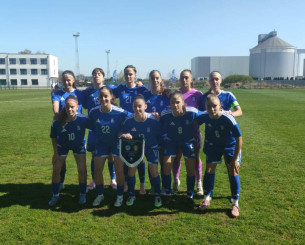 Η Εθνική Νεανίδων νίκησε 1-0 τη Ρουμανία και πάει για «τελικό» ιστορικής πρόκρισης στο Euro 2026