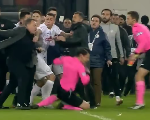 Οταν ο διαιτητής του Παναθηναϊκός - Ολυμπιακός είχε δεχθεί γροθιές και κλωτσιές στο τουρκικό πρωτάθλημα