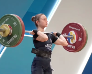 Ακύρωση στο αρασέ, πανελλήνιο ρεκόρ στο επολέ ζετέ για τη Στρατουδάκη στο Ευρωπαϊκό άρσης βαρών