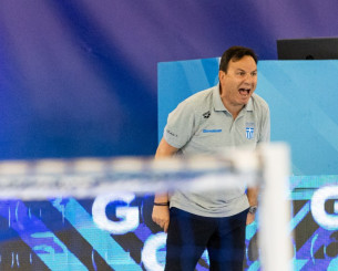 Βλάχος: «Είμαι πάρα πολύ ευχαριστημένος, είναι περισσότερα τα παιδιά που διεκδικούν θέση στην Εθνική»