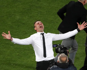 Η απόλυτη δικαίωση του Κόντη: Αρνήθηκε να γίνει βοηθός του Μπενίτεθ και κατέκτησε το Κύπελλο με τον ΟΦΗ!