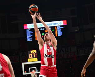 Ο «διπλός» Μιλουτίνοβ MVP των Game 1 στα playoffs