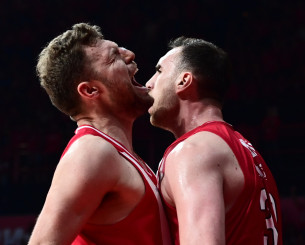 Σκληρός όσο έπρεπε για να κάνει το πρώτο βήμα