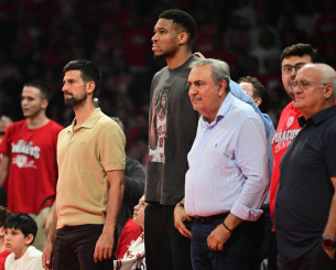 Η αντίδραση του Γιάννη Αντετοκούνμπο στο ξέσπασμα και την αποβολή του Μάικ Τζέιμς (video)