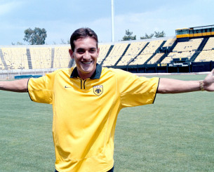 Ο «σερίφης» της ΑΕΚ, μπήκε σε ρινγκ στα 50 του και τώρα παλεύει με τα χρέη (video)