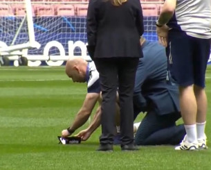 Επικό βίντεο: Η Άρσεναλ έβαλε την UEFA να μετρήσει το χορτάρι! (video)